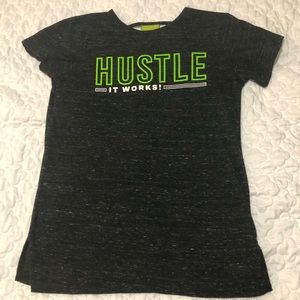 FINAL DAY💥MUST SELL💥 ItWorks Hustle Tee